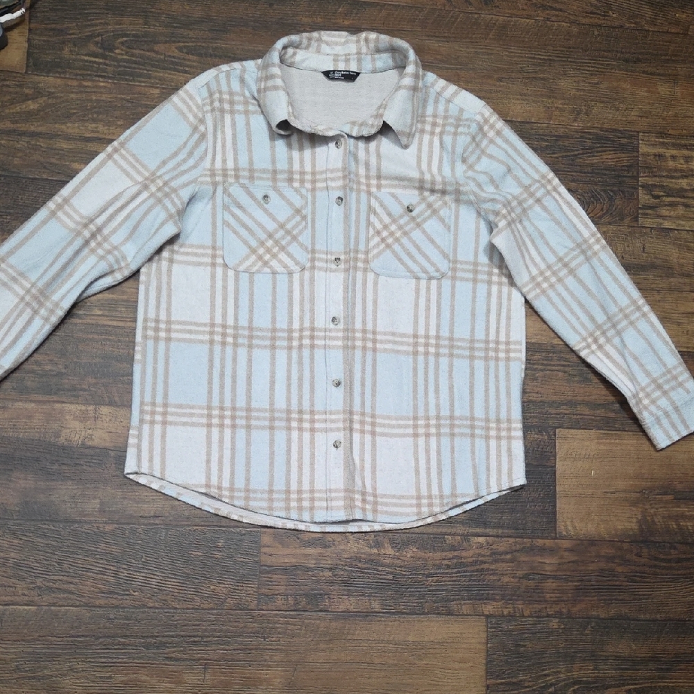 Women's Plaid Button Down Shirt in Blue and Tan